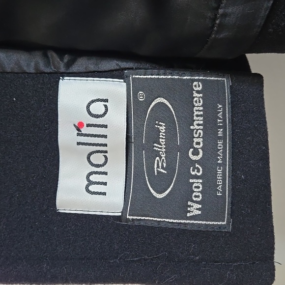 Woman Luxury Coat - Picture 6 of 6